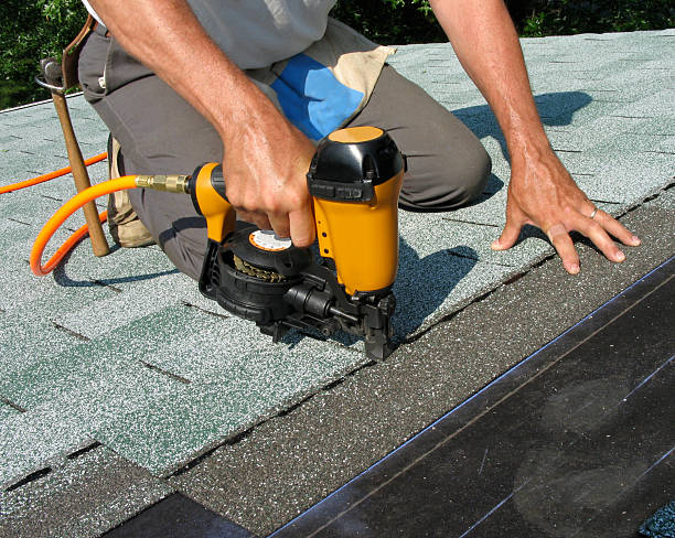 Best Flat Roof Repair Services  in Nashwauk, MN